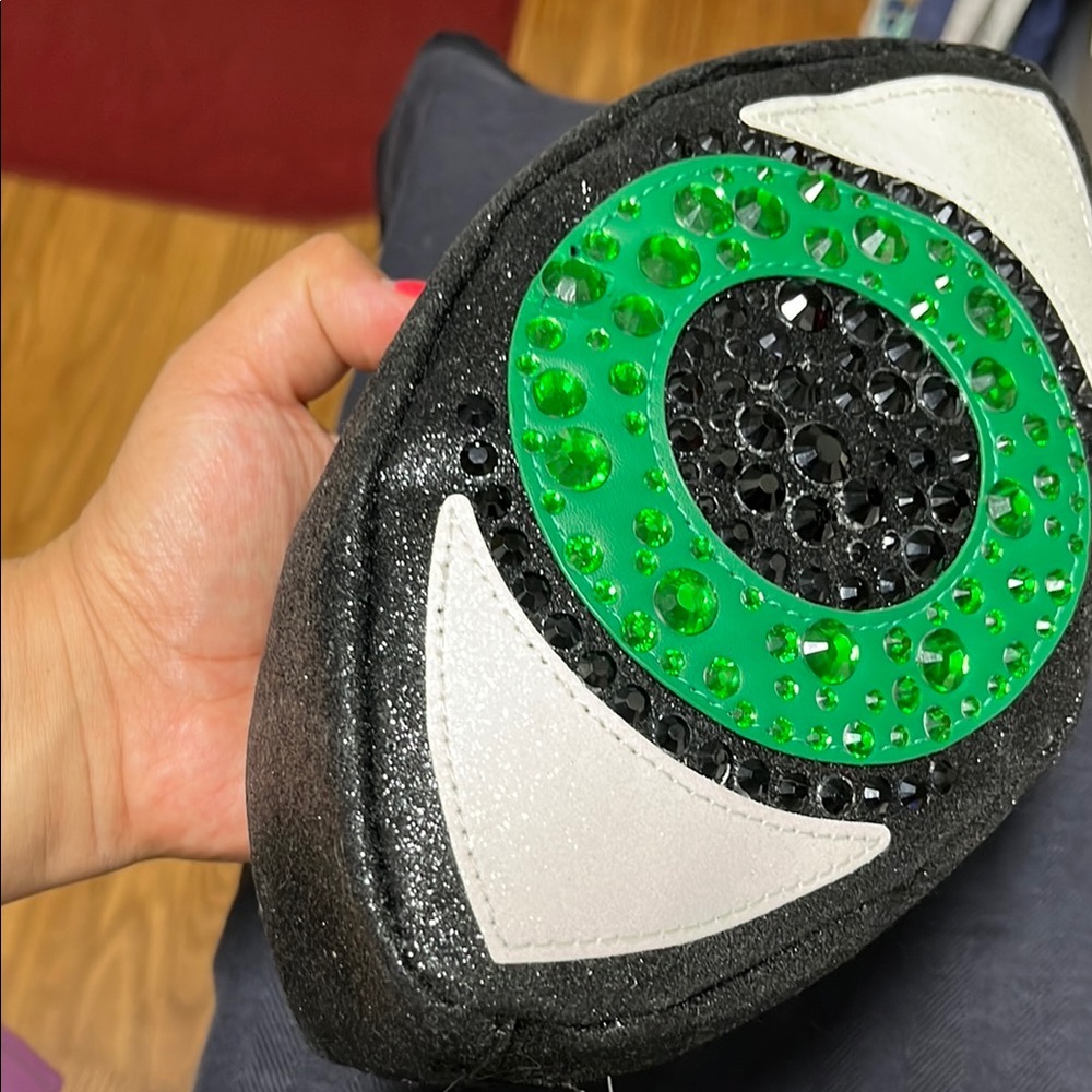 Bath & Body Works Eye-Shaped Black and Green Clutch NWT - Picture 8 of 8